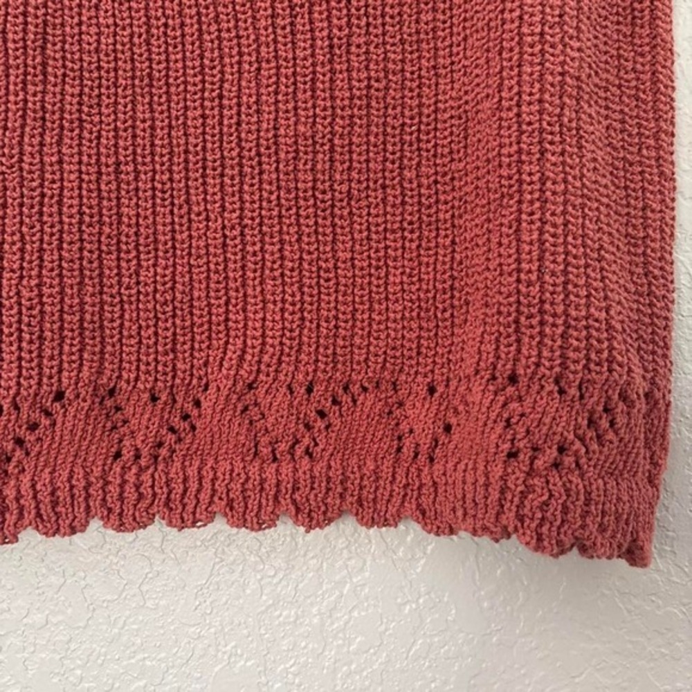 Crochet top - Picture 2 of 5